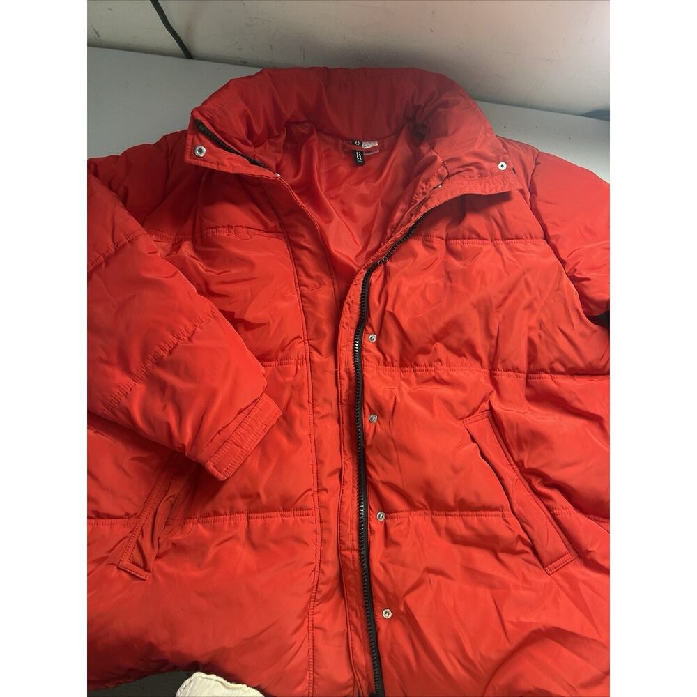 HM Divided Red Puffer Jacket Women Large Quilted Full Zip Snap Button Coat